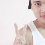 Dilys Bi Hoàng