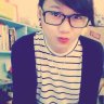 Huyền April