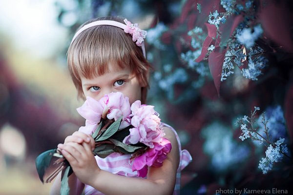 Bộ ảnh trẻ thơ đẹp mê hồn của Elena Karneeva